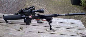 Gunpower Storm cal. 0.22  5,5mm in perfecte staat.