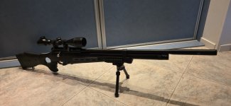 Nieuwe Hatsan BT65 met kijker en bipod